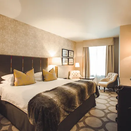 Hotel Grand Palace - Small Luxury Of The World 5*